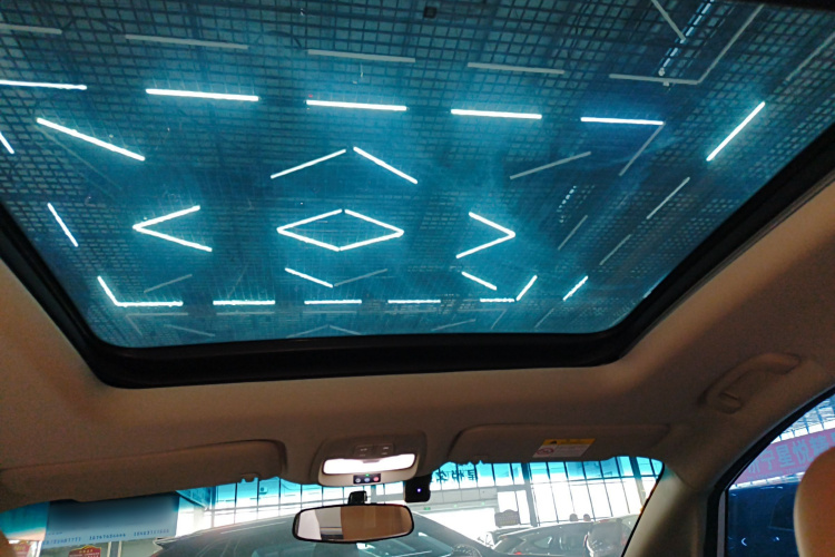 别克GL6 2021款 323T 轻混动互联豪华型中控内饰22