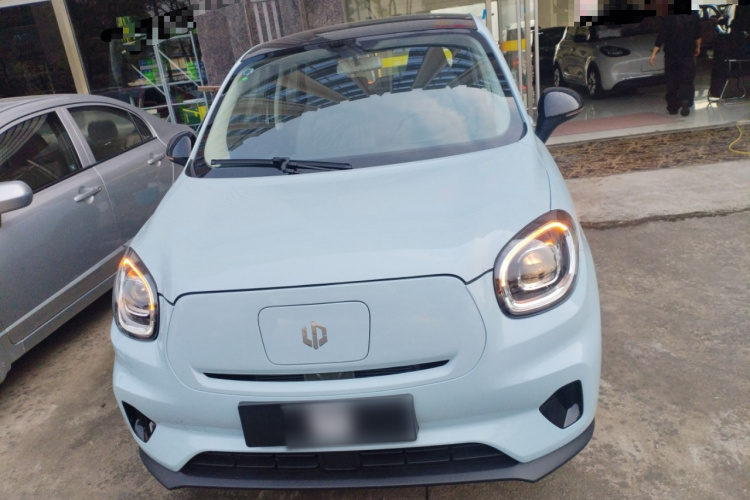 零跑汽车 零跑T03 2025款 403舒享版车身外观2