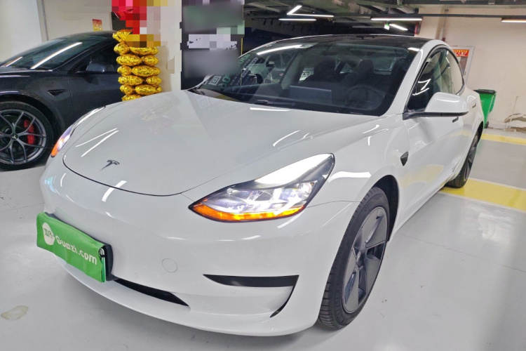 特斯拉 Model 3 2022款 后轮驱动版车身外观1