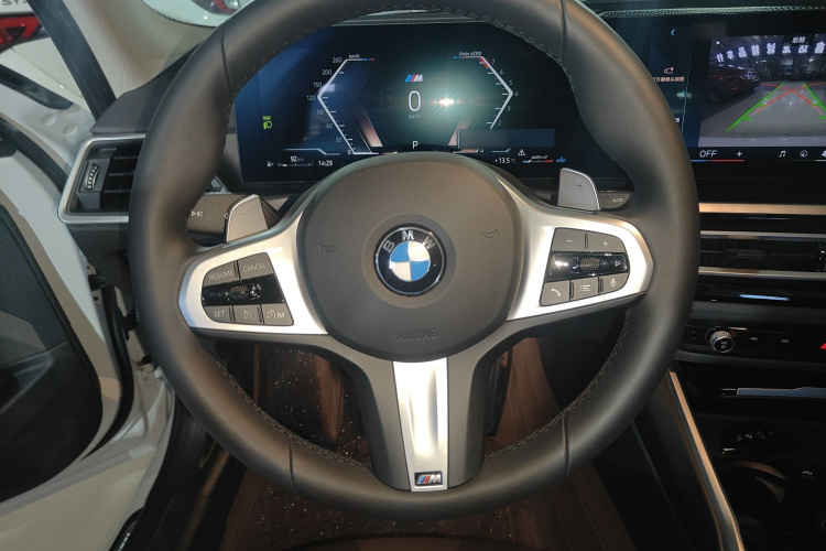 宝马3系 2024款 320Li M运动套装中控内饰13