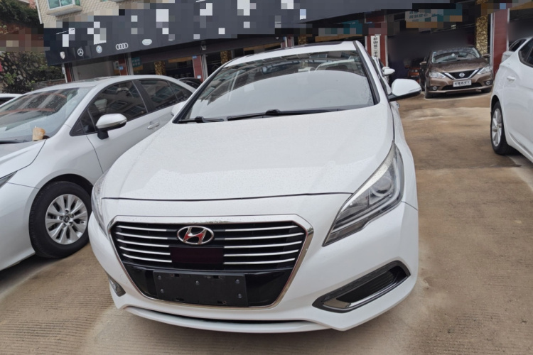 现代 索纳塔 2017款 1.6T GLS智能型车身外观2