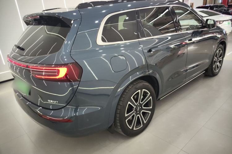 鸿蒙智行 问界M7 2024款 1.5T 智驾后驱Ultra版 5座车身外观6005