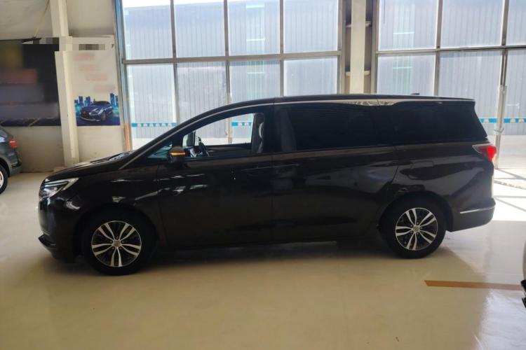 别克GL8 2018款 ES 28T 舒适型 国VI车身外观4