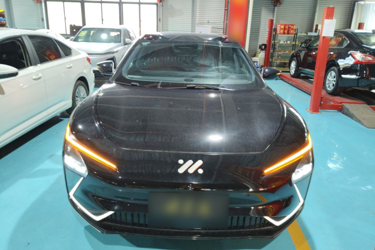 智己汽车 智己L7 2023款 Snake Performance Lite车身外观6001