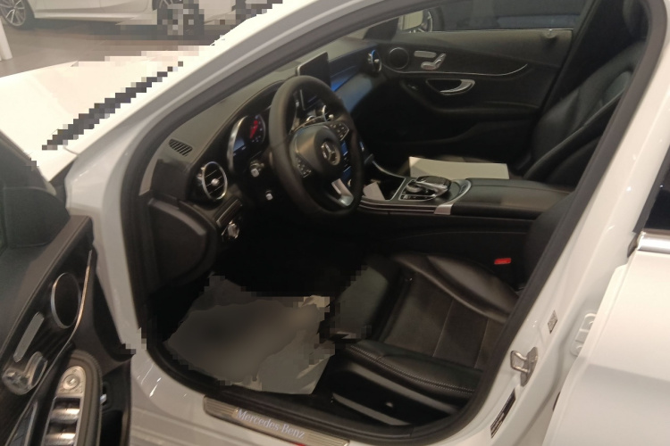 奔驰C级 2018款 C 200 L 运动版中控内饰20