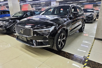 沃尔沃XC60 2026款 B5 四驱智逸豪华版