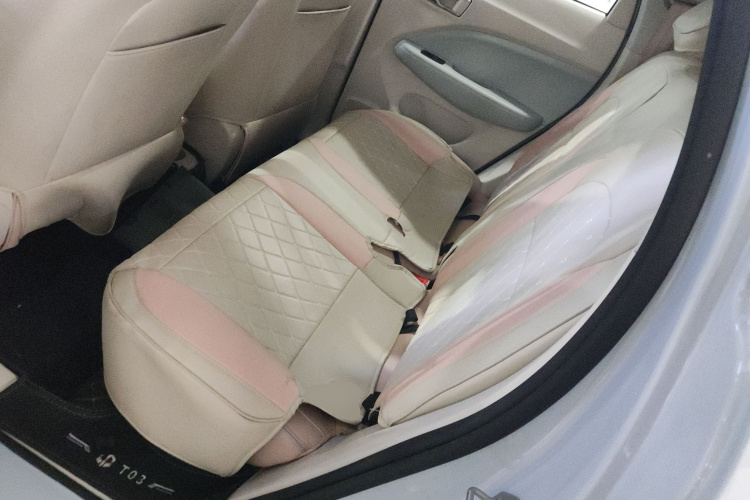 零跑汽车 零跑T03 2023款 403智享版中控内饰21