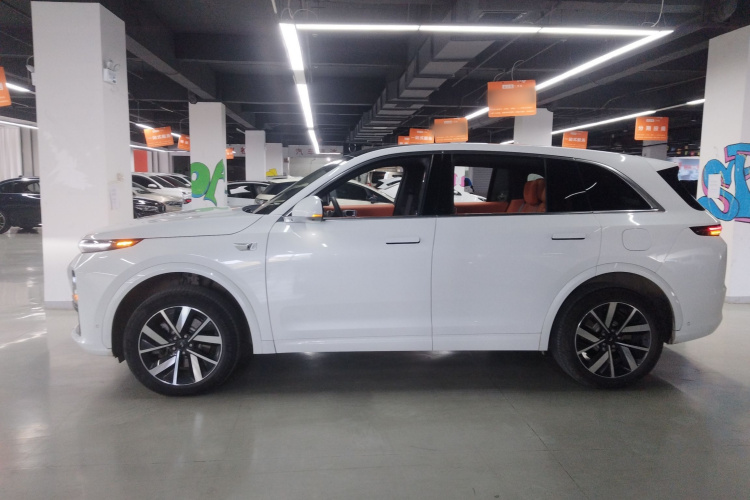 理想汽车 理想L7 2023款 Pro车身外观4