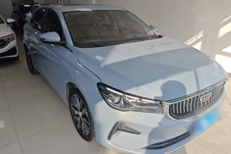 吉利汽车 帝豪 2023款 第4代冠军版 1.5L CVT尊贵型车身外观3