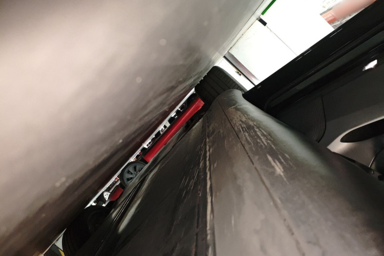 特斯拉 Model Y 2021款 长续航全轮驱动版局部细节9002