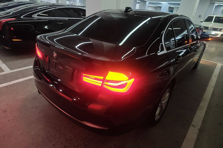 宝马3系 2018款 318Li车身外观6005