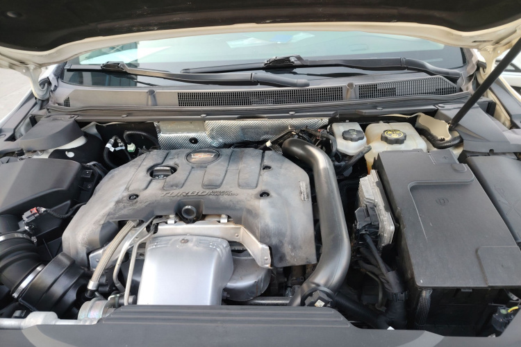 凯迪拉克XTS 2018款 28T 豪华型机舱底盘24