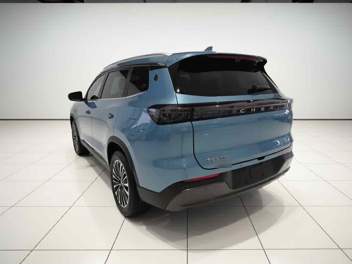 奇瑞 瑞虎8 PLUS C-DM 2025款 1.5T 116km 尊贵型 5座(3)