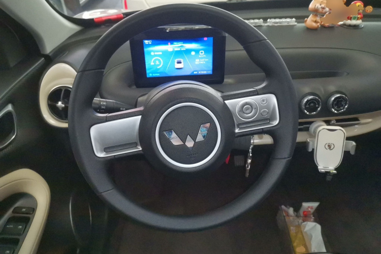 五菱汽车 五菱缤果 2023款 203km 轻享款局部细节13