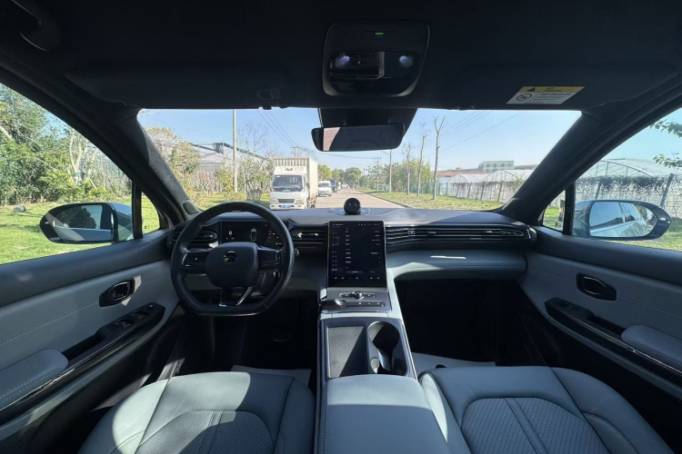 蔚来EC6 2020款 440KM 签名版中控内饰7010