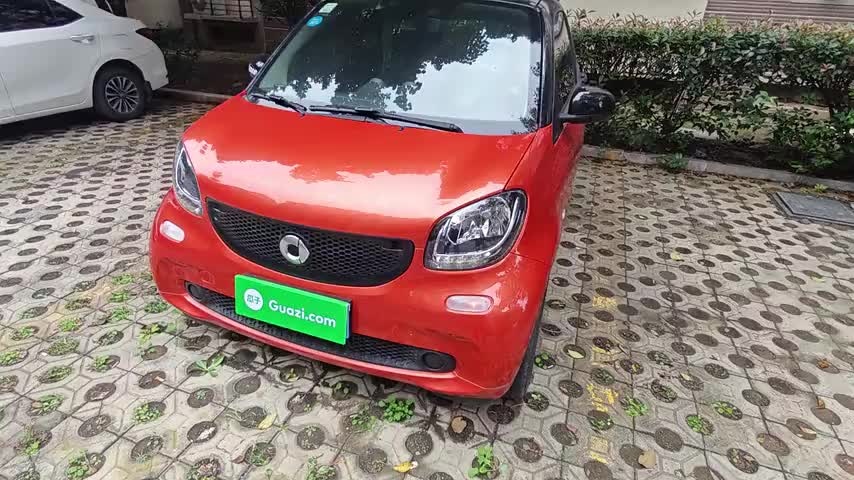 smart fortwo 2016款 0.9T 66千瓦硬顶先锋版检测视频1