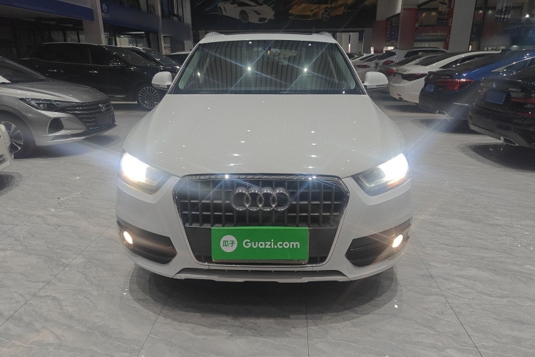 奥迪Q3 2015款 30 TFSI 进取型车身外观2