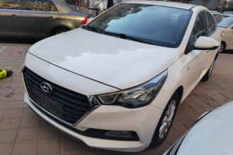 现代 悦纳 2016款 1.4L 自动炫酷版GLS