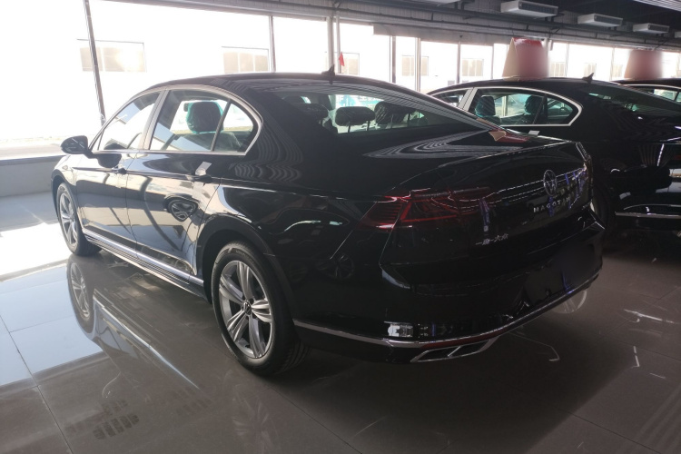 大众 迈腾 2024款 200万辆众享款 280TSI DSG舒适型车身外观6003