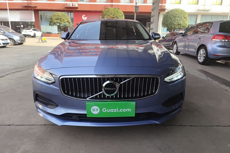 沃尔沃S90 2018款 T4 智远版车身外观6001