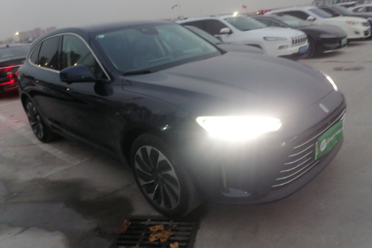 鸿蒙智行 问界M5 2022款 增程四驱性能版车身外观3