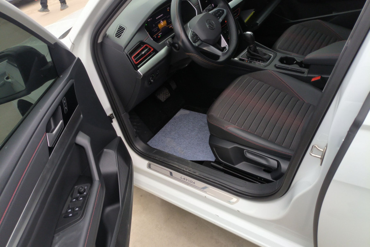 大众 朗逸 2024款 300TSI DSG星空满逸版中控内饰20