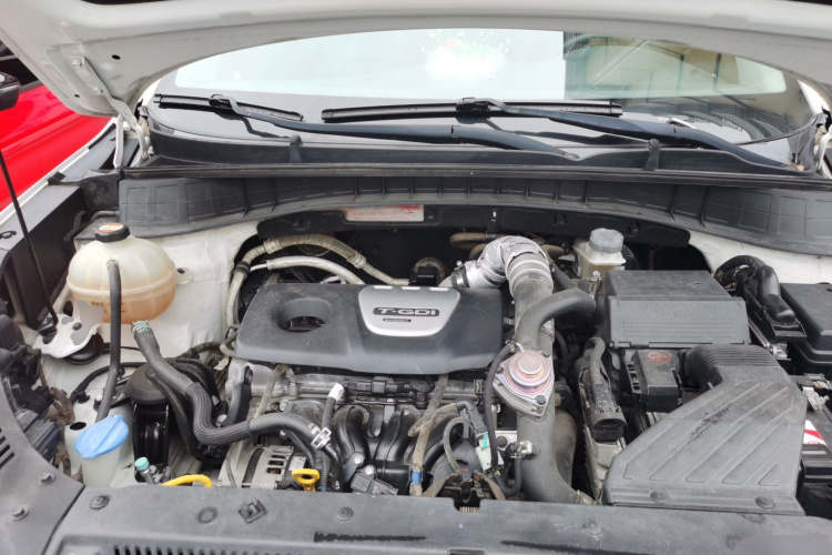 现代 途胜 2015款 1.6T 双离合两驱智能型机舱底盘24