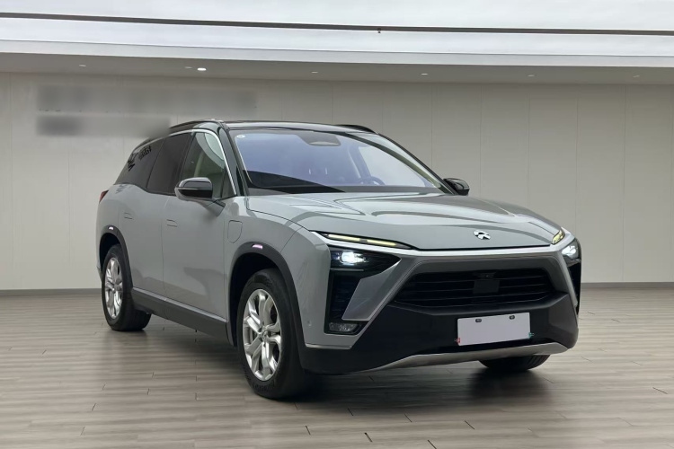 蔚来ES8 2020款 415KM 六座版车身外观3