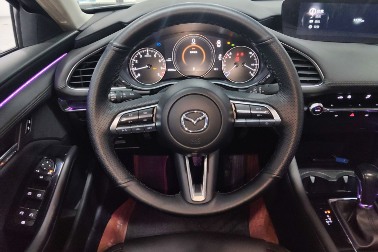 马自达3 昂克赛拉 2023款 2.0L 自动质雅版中控内饰13