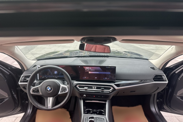 宝马3系 2023款 325Li M运动曜夜套装中控内饰7001