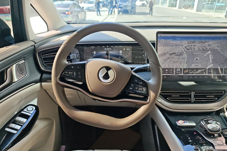 腾势D9 2022款 DM-i 970 四驱尊荣型局部细节13