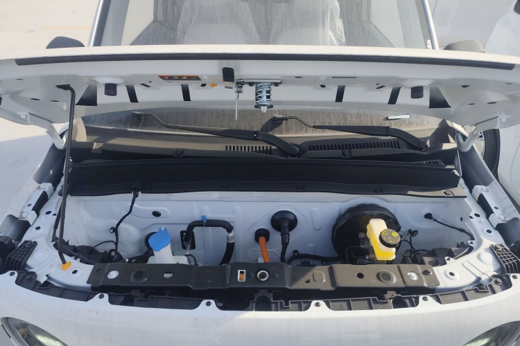 吉利银河 熊猫 2025款 210km 元气熊机舱底盘24