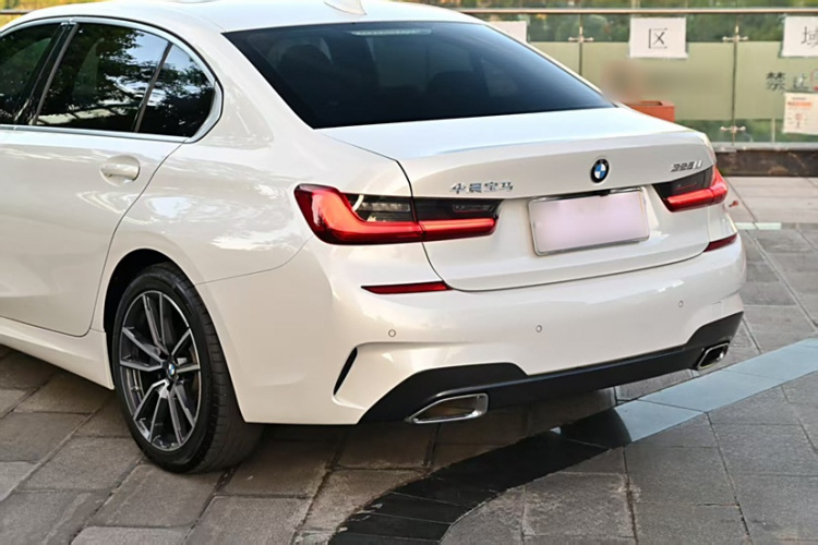 宝马3系 2022款 325Li M运动套装车身外观6004