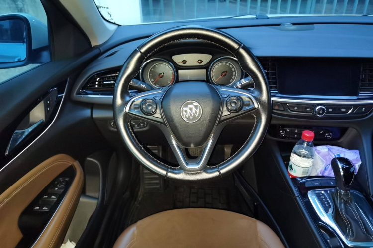 别克 君威 2019款 20T 精英型 国VI中控内饰13