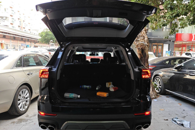 奇瑞 瑞虎8 PRO 2022款 390T 两驱天穹版 5座局部细节23