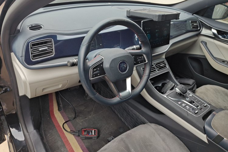 比亚迪 秦PLUS 2021款 DM-i 55KM 旗舰型中控内饰7002