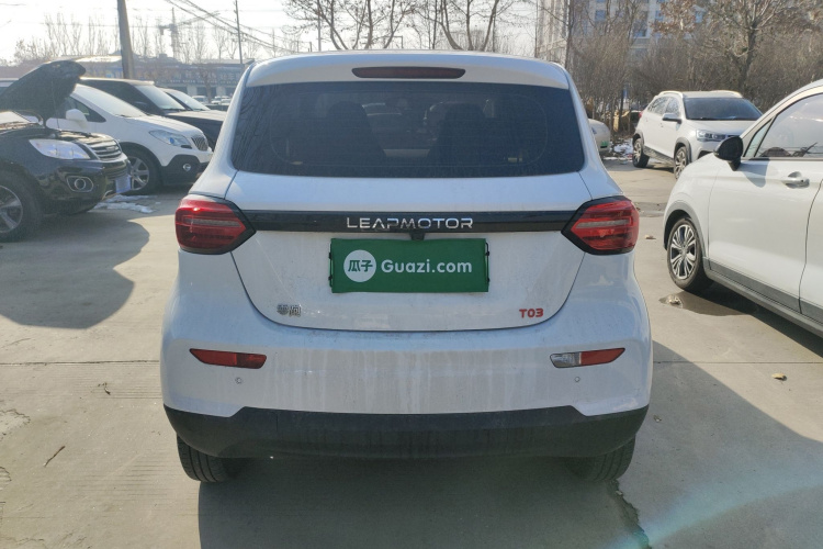 零跑汽车 零跑T03 2022款 炫晶版车身外观6