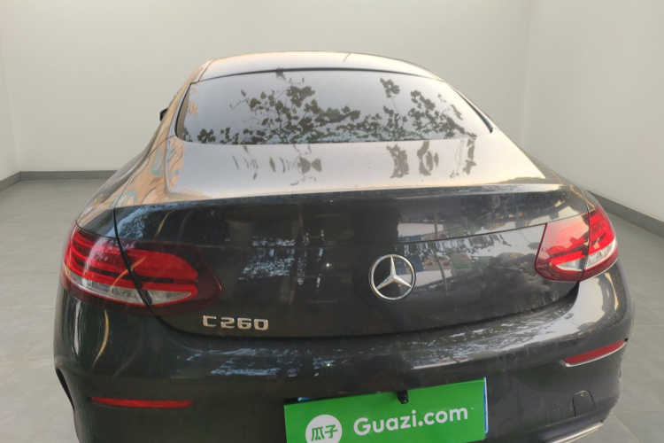奔驰C级(进口) 2021款 C 260 轿跑车车身外观6