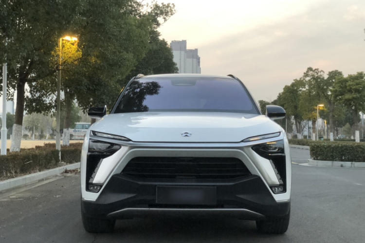 蔚来ES8 2020款 580KM 签名版 六座版车身外观6003