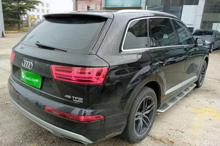 奥迪Q7 2016款 45 TFSI 技术型车身外观6005