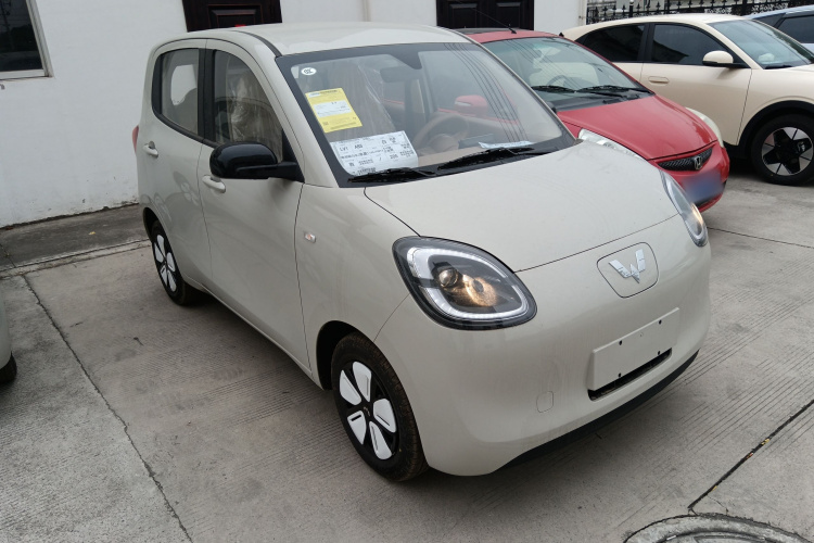 五菱汽车 宏光MINIEV 2025款 四门版 进阶款车身外观3