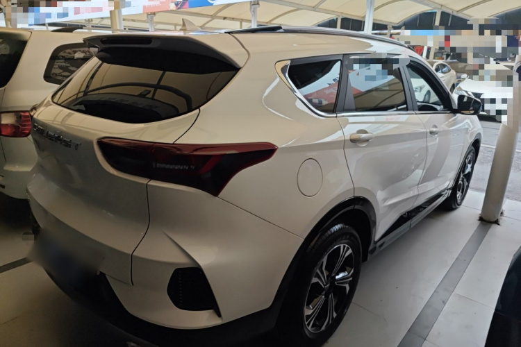 东南DX8S 2022款 1.5T DCT酋长版 5座车身外观6005