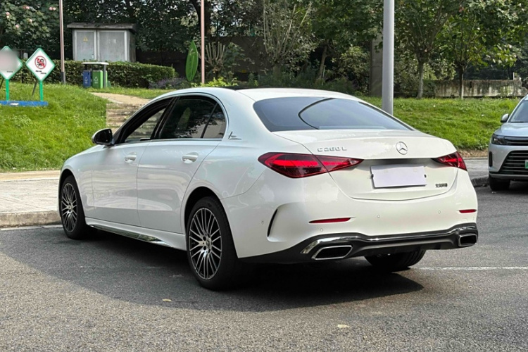 奔驰C级 2025款 C 260 L 运动版车身外观6003
