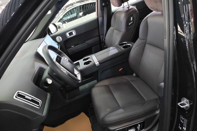 理想汽车 理想L9 2022款 Max局部细节19