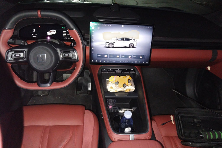 极氪007GT 2025款 后驱智驾版 75kWh中控内饰12