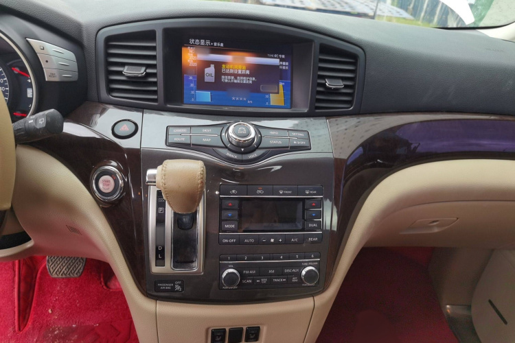 日产 贵士 2015款 3.5L SL局部细节16