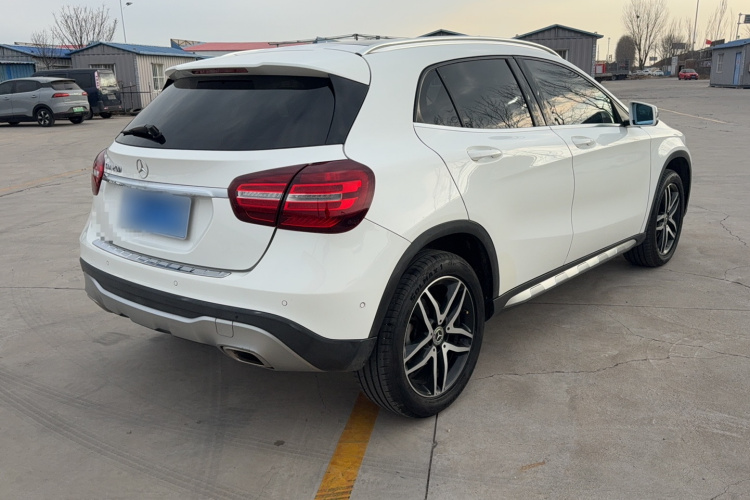 奔驰GLA 2017款 GLA 200 时尚型车身外观6003