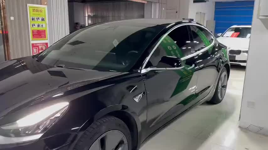 特斯拉 Model 3 2020款 改款 标准续航后驱升级版实拍1