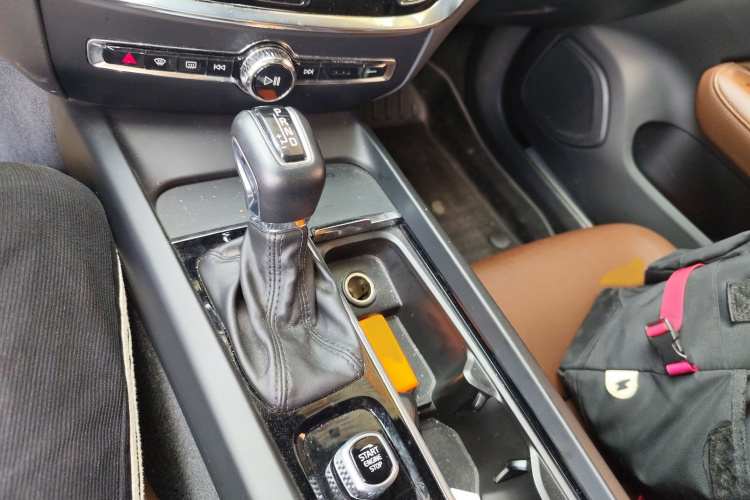 沃尔沃S60 2020款 T4 智逸豪华版局部细节18