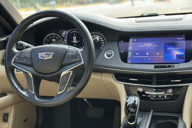 凯迪拉克CT6 2021款 28T 时尚型中控内饰7010